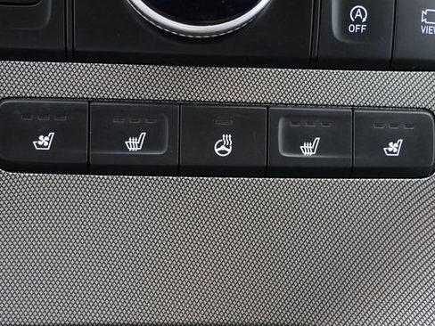 Used 2020 Hyundai Palisade Limited image 16