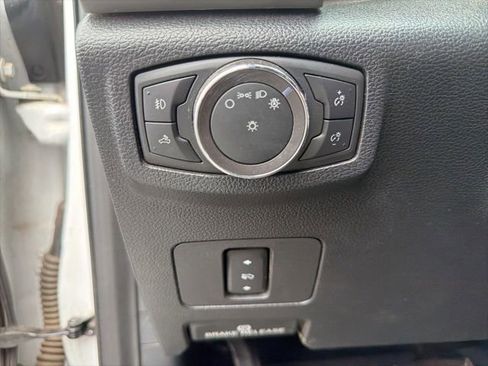 Used 2020 Ford F250 Lariat w/ Lariat Value Package AWD/4WD image 19
