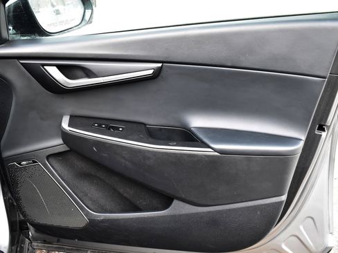 Used 2024 Kia EV6 Wind image 27