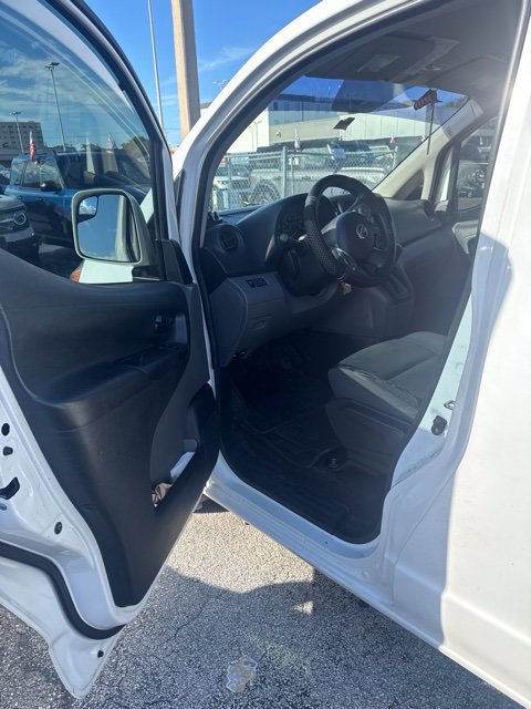 Used 2014 Nissan NV200 SV w/ Technology Package FWD image 13