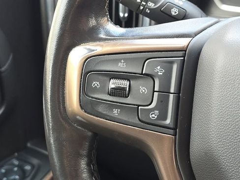 Used 2020 Chevrolet Silverado 1500 High Country w/ Technology Package image 31