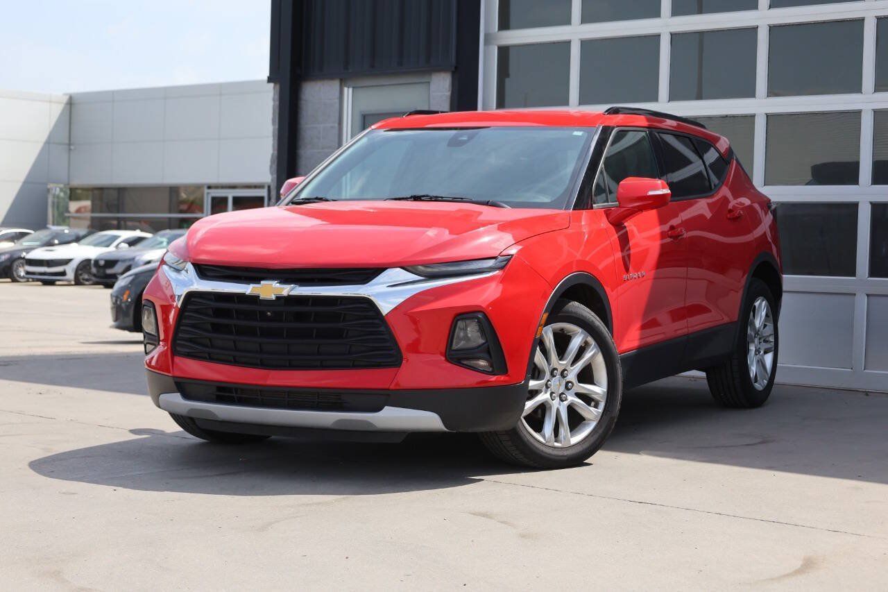 Used 2020 Chevrolet Blazer LT w/ Sound & Technology Package AWD/4WD image 3
