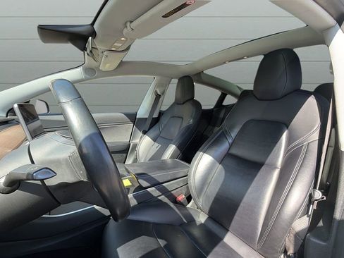 Used 2018 Tesla Model 3 Long Range AWD/4WD image 26