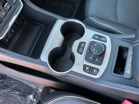 Used 2020 GMC Terrain Denali w/ Denali Premium Package image 15