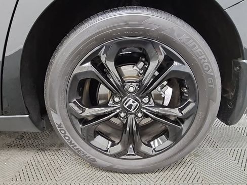 Used 2025 Honda Accord SE image 39