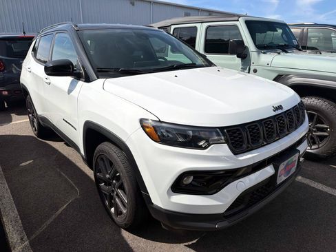 New 2026 Jeep Compass Limited AWD/4WD image 1