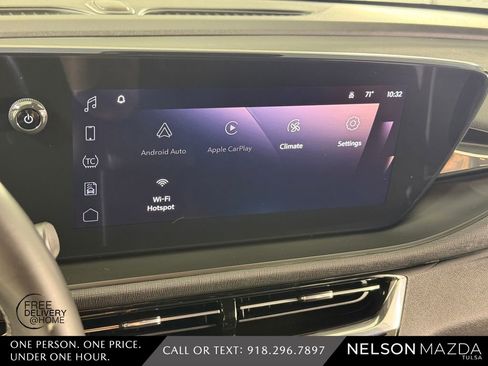 Used 2025 Buick Envista Sport Touring w/ Convenience II Package FWD image 31
