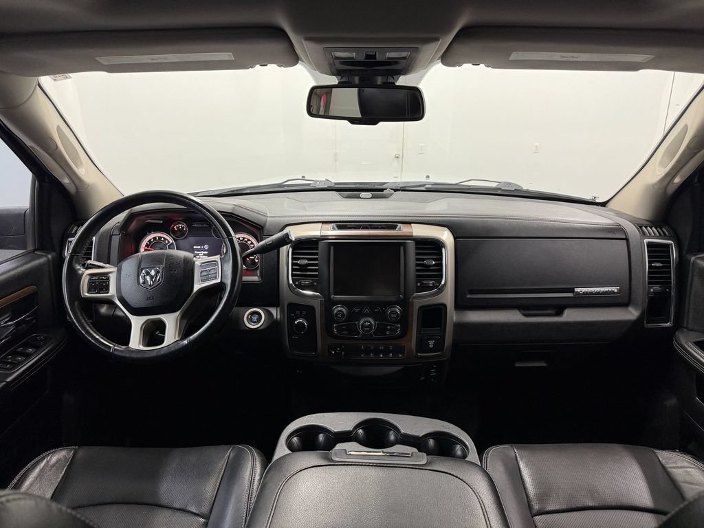 Used 2014 RAM 3500 Laramie w/ Convenience Group AWD/4WD image 16