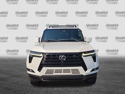 Used 2024 Lexus GX 550 w/ Accessory Package (Z1) AWD/4WD image 3