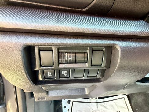 Used 2018 Subaru Impreza 2.0i Sport w/ Popular Package #1 AWD/4WD image 32