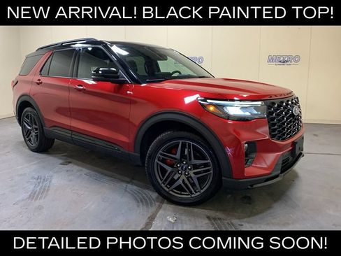 Used 2025 Ford Explorer ST w/ Sun And Sound Package AWD/4WD image 1