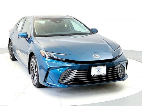 New 2026 Toyota Camry XLE AWD/4WD image 8