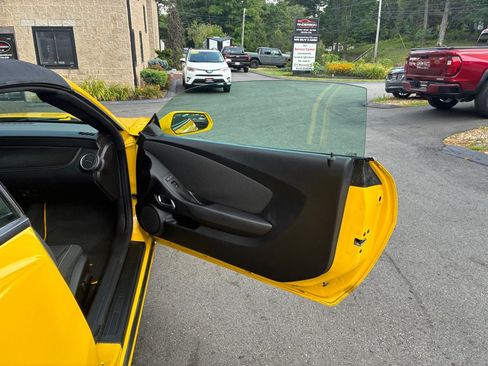 Used 2012 Chevrolet Camaro LT RWD image 15