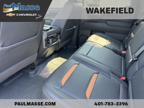 Used 2023 GMC Sierra 1500 AT4 w/ AT4 Premium Package AWD/4WD image 18