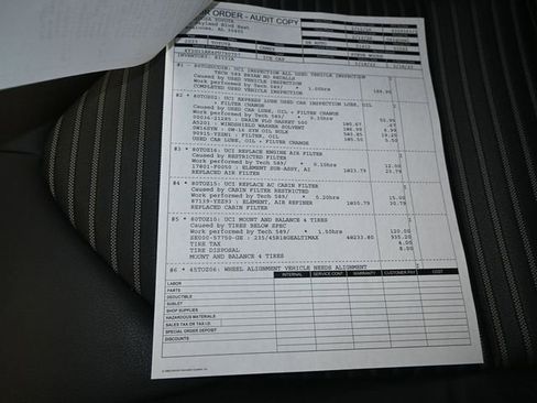 Used 2023 Toyota Camry SE image 4