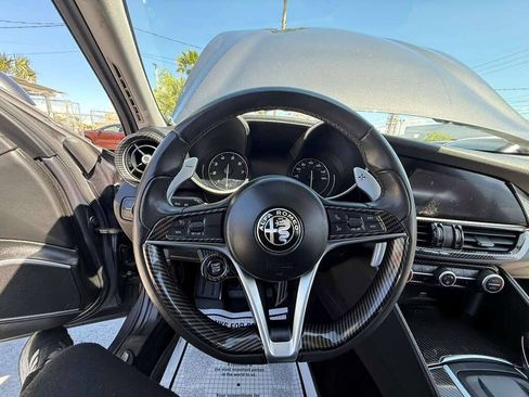 Used 2017 Alfa Romeo Giulia Ti w/ TI 19" Sport Package AWD/4WD image 19