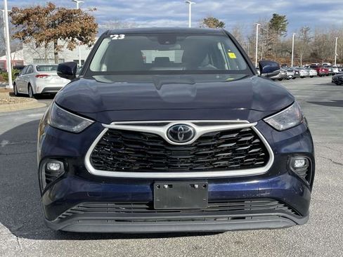 Used 2023 Toyota Highlander LE image 8