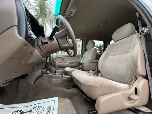Used 2001 Toyota Tacoma PreRunner image 25