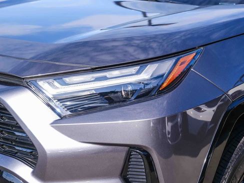 Certified 2022 Toyota RAV4 SE w/ Convenience Package AWD/4WD image 12