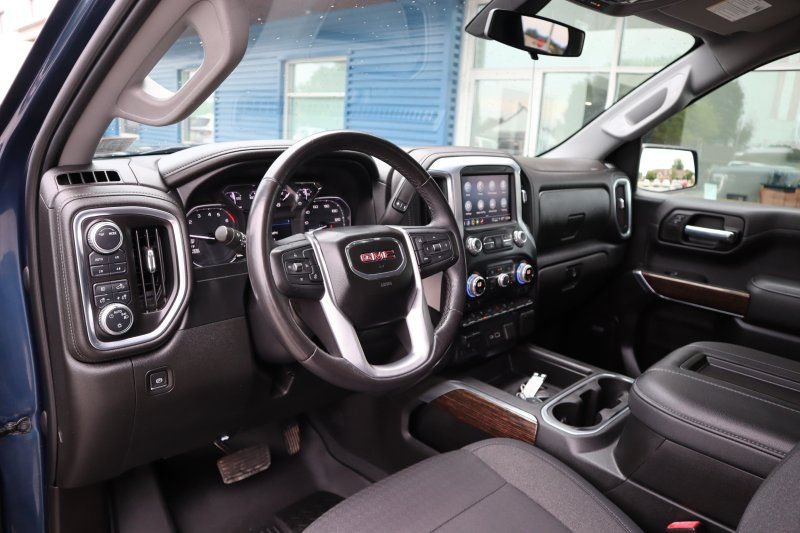 Used 2021 GMC Sierra 1500 Elevation w/ Preferred Package AWD/4WD image 11