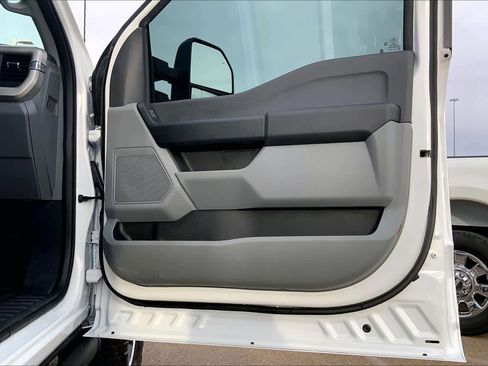 Certified 2024 Ford F250 XL w/ XL Driver Assist Package image 22