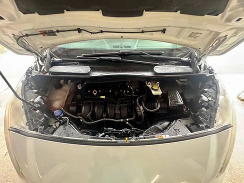 Used 2019 Ford Transit Connect XLT FWD image 19