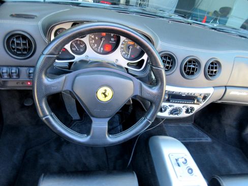 Used 2004 Ferrari 360 Spider image 44