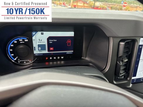 Used 2024 Ford Bronco Everglades image 18