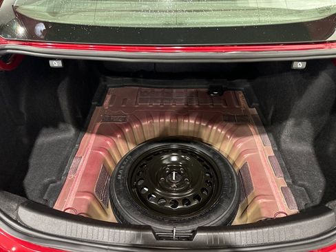 Used 2019 Chevrolet Malibu LT image 28