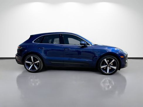 Used 2023 Porsche Macan S AWD/4WD image 2
