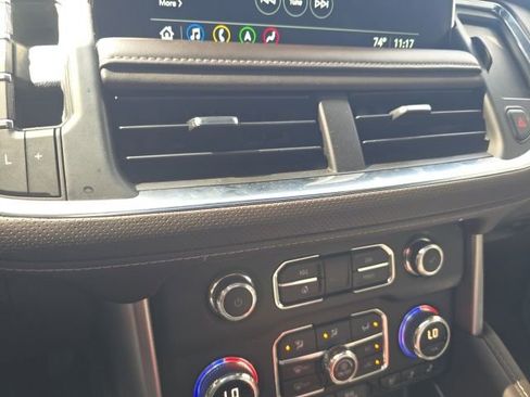 Used 2021 GMC Yukon SLT w/ SLT Premium Package image 14