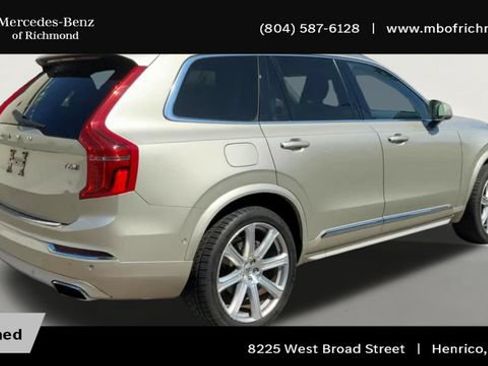 Used 2016 Volvo XC90 T6 Inscription w/ Vision Package AWD/4WD image 2