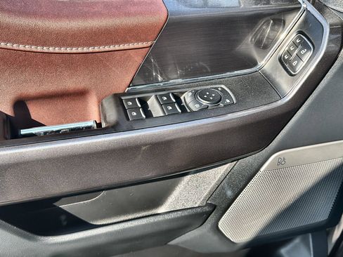 Used 2023 Ford F150 Lariat AWD/4WD image 13