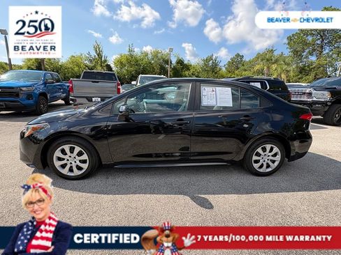 Used 2023 Toyota Corolla LE FWD image 4