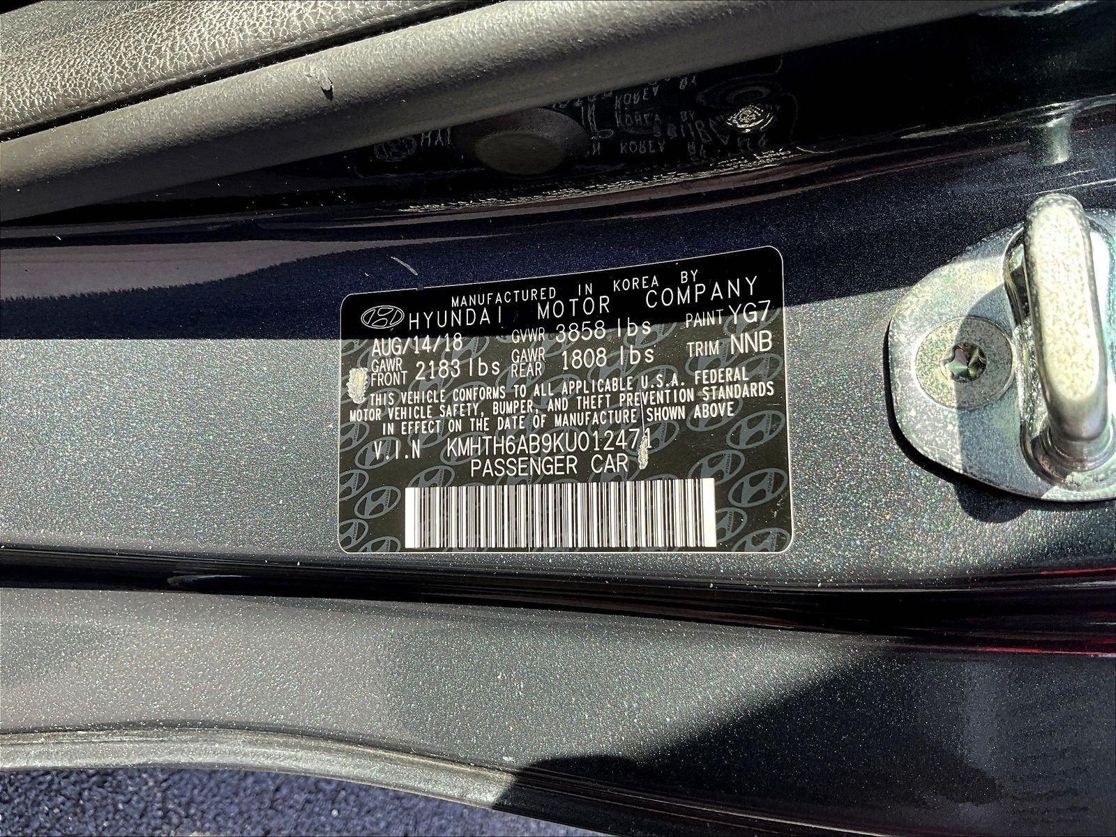 Used 2019 Hyundai Veloster Turbo FWD image 17