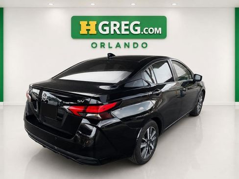 Used 2021 Nissan Versa SV FWD image 6