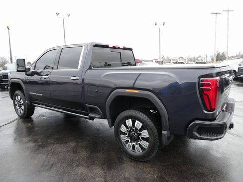 Certified 2025 GMC Sierra 2500 Denali w/ Denali Reserve Package image 8