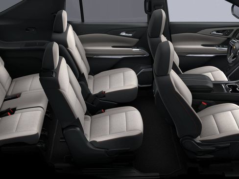New 2027 Chevrolet Traverse LT w/ Sun and Wheel Package AWD/4WD image 8