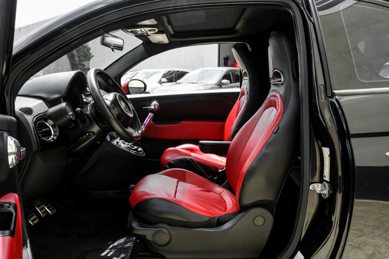 Used 2012 FIAT 500 Abarth w/ Safety & Convenience Pkg FWD image 3