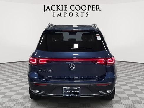 Certified 2023 Mercedes-Benz EQB 250+ image 6