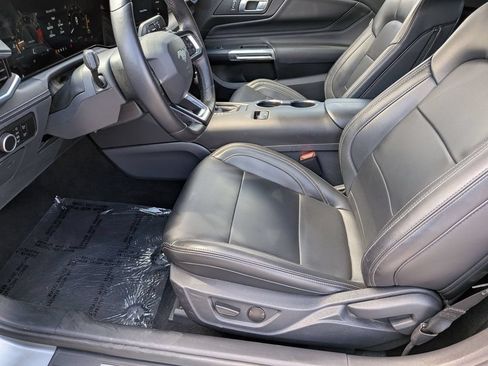 Used 2025 Ford Mustang Premium RWD image 24