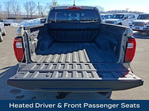 Used 2024 GMC Canyon AT4 w/ Canyon Safety Plus Package image 33