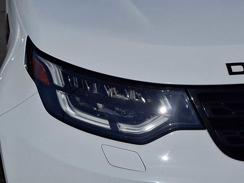 Used 2019 Land Rover Discovery HSE AWD/4WD image 9