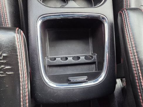 Used 2020 Dodge Grand Caravan GT FWD image 28