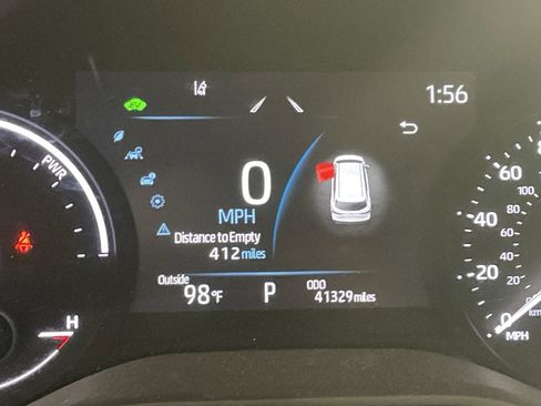 Used 2025 Toyota Sienna LE image 14