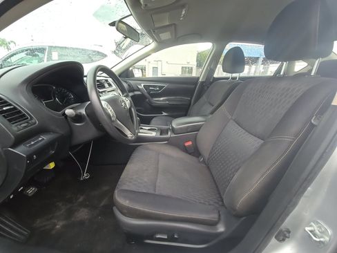 Used 2018 Nissan Altima 2.5 S w/ S Convenience Package FWD image 6