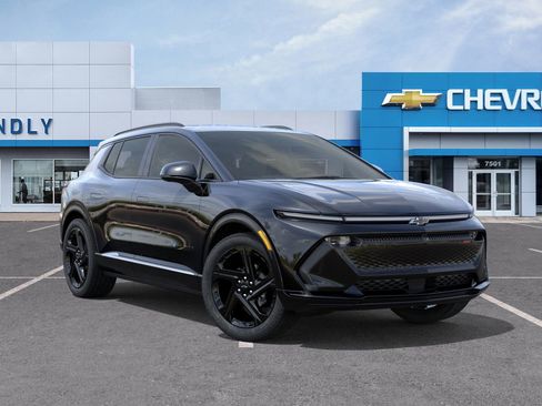 New 2026 Chevrolet Equinox EV RS image 17