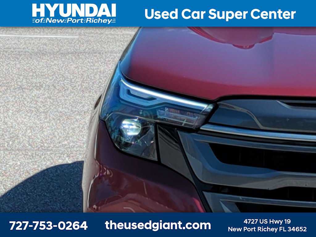 Used 2025 Subaru Forester Premium AWD/4WD image 9