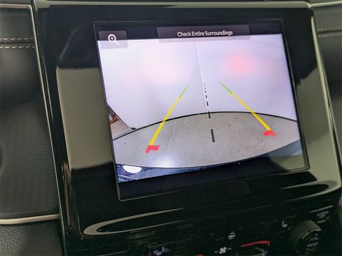 New 2025 Jeep Grand Cherokee Altitude image 24