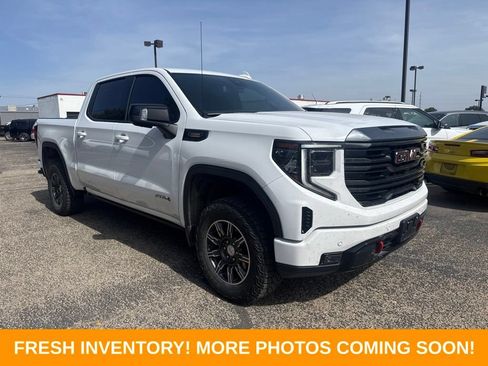Used 2024 GMC Sierra 1500 AT4 w/ AT4 Preferred Package AWD/4WD image 1